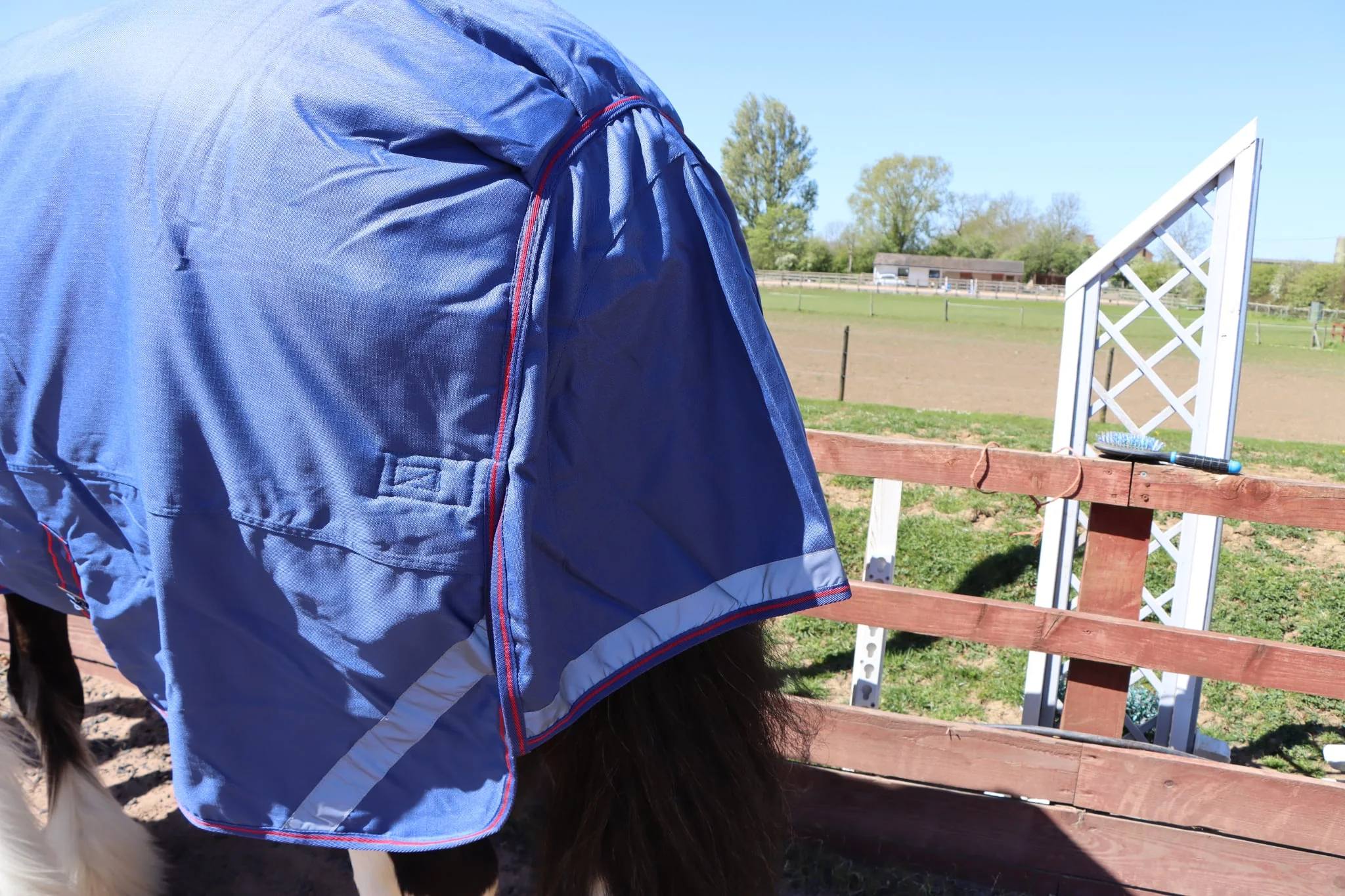 Heavy Horse Middleweight 280g Combo 1200D Turnout Rug - Image 3