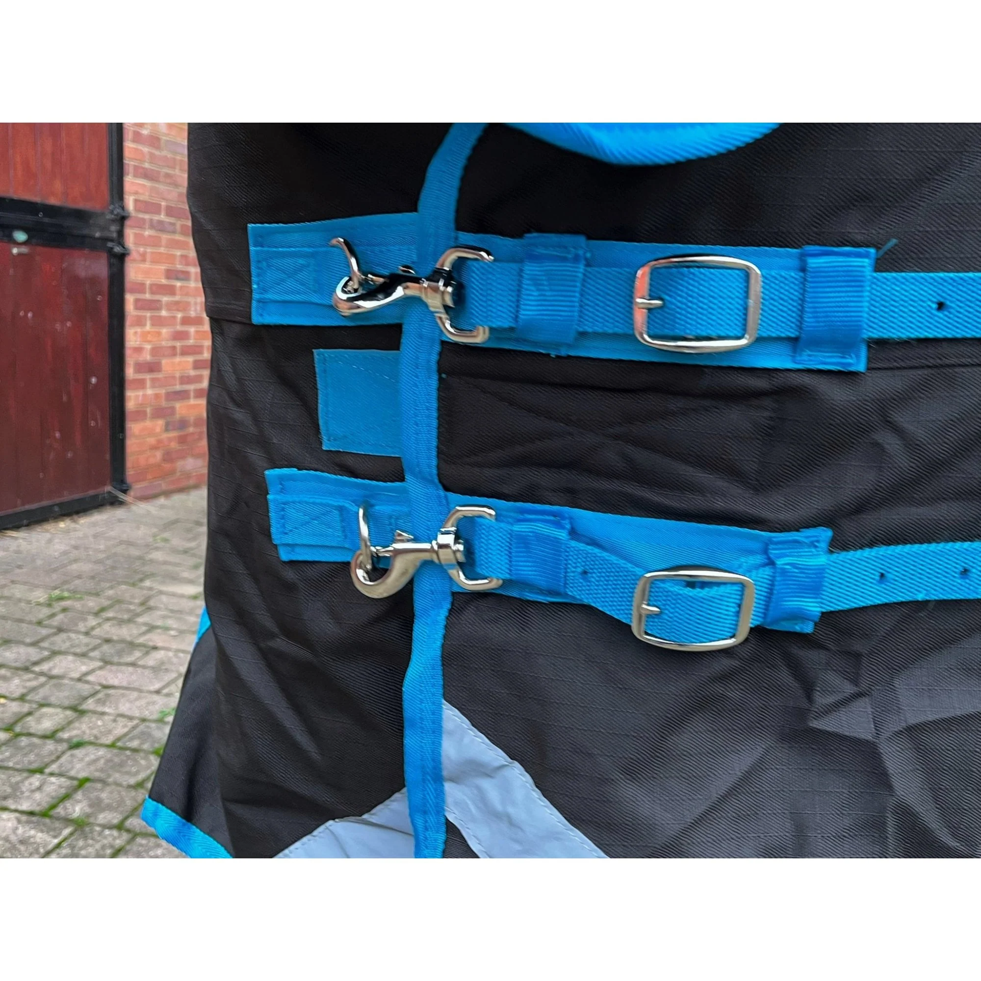 Heavy Horse Middleweight 280g Combo 1200D Turnout Rug - Image 5