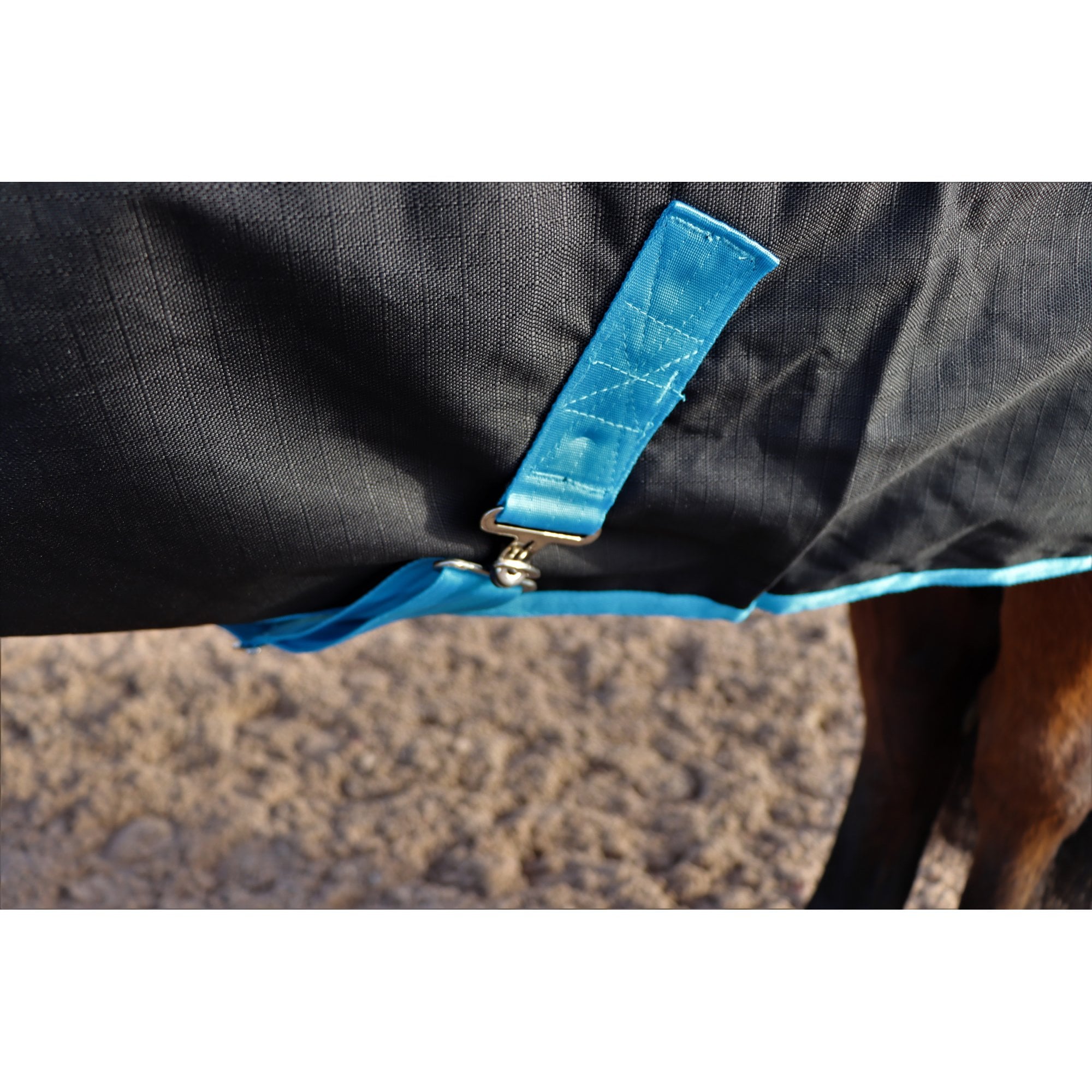 Middleweight 280g 1200D Combo Turnout Rug - Image 3